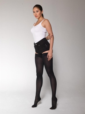 Varimed Klasik Uyluk Kasık Boyu Siyah Renk Varis Çorabı Açık ve Kapalı Burun